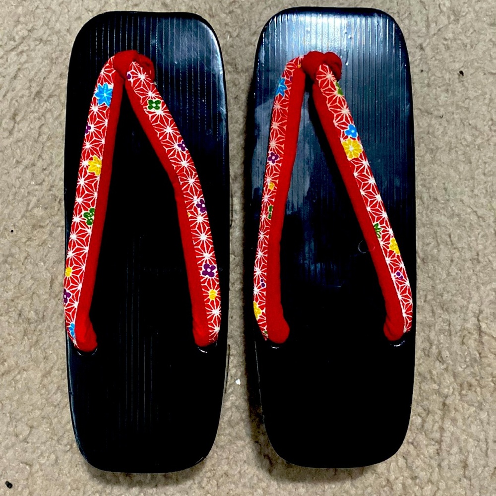 Authentic Japanese wooden geta. Purchased in Nagano in 2001.